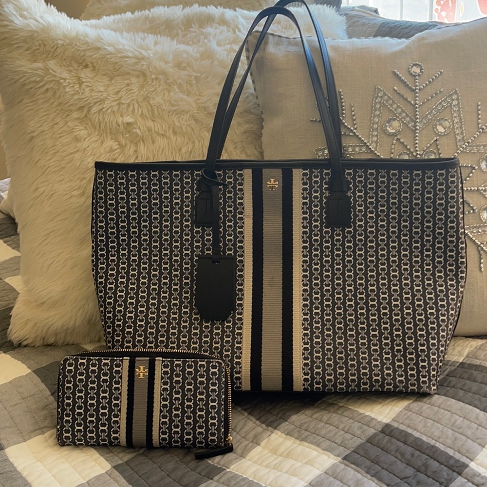 Authentic Tory Burch Handbag and Wallet